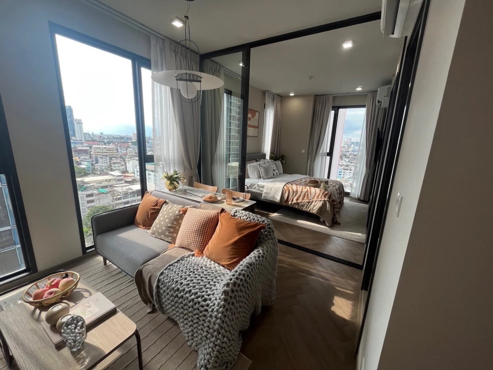 For sale or rent!! Chapter Chula-Samyan Condo, 16th floor, beautiful room, fully furnished, ready to move in. Don't miss out!!