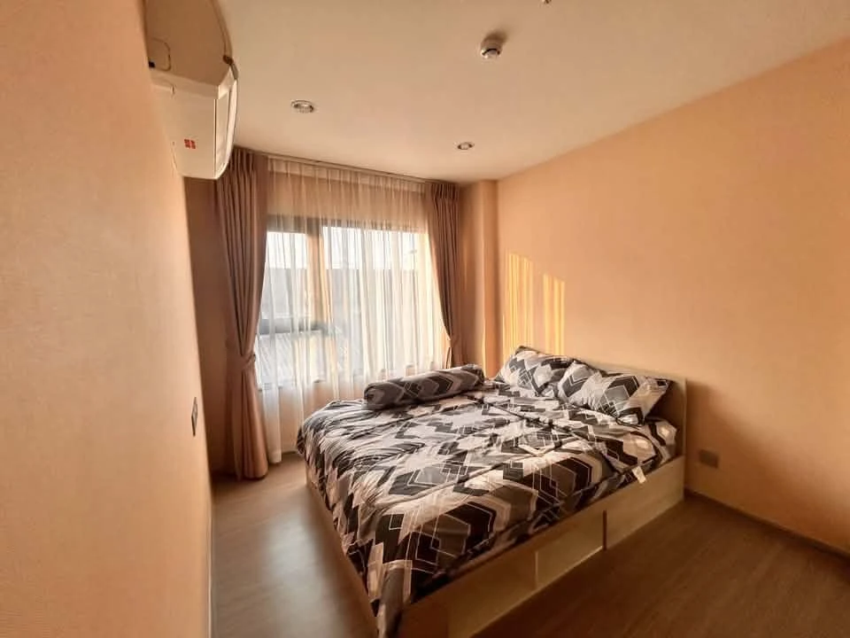 For sale or rent: Aspire Erawan Prime condo. Spacious and comfortable units with efficient use of space. Convenient and complete amenities all in one