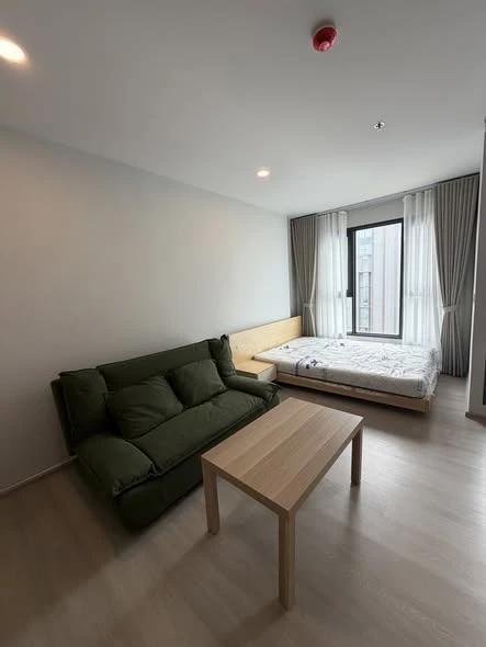 For sale or rent: Aspire Onnut Station condo, ready to move in, fully furnished, great value. Don't miss out!