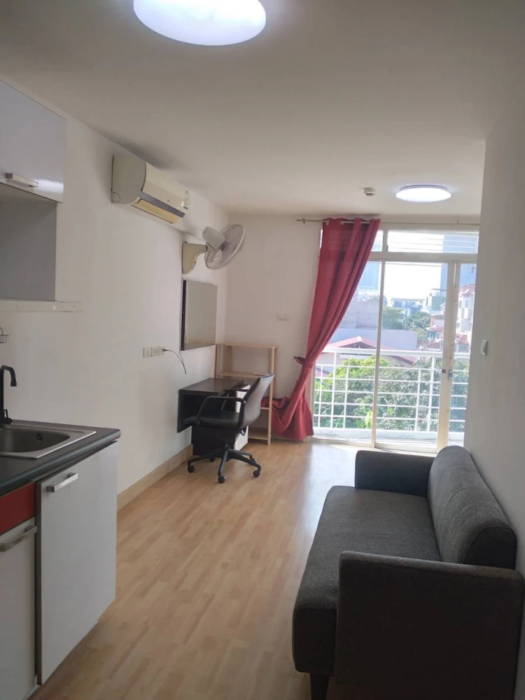 Condo for sale or rent: G-one Condo, Lat Phrao 1, corner room with privacy, 4th floor, building view, affordable price, reserve now!