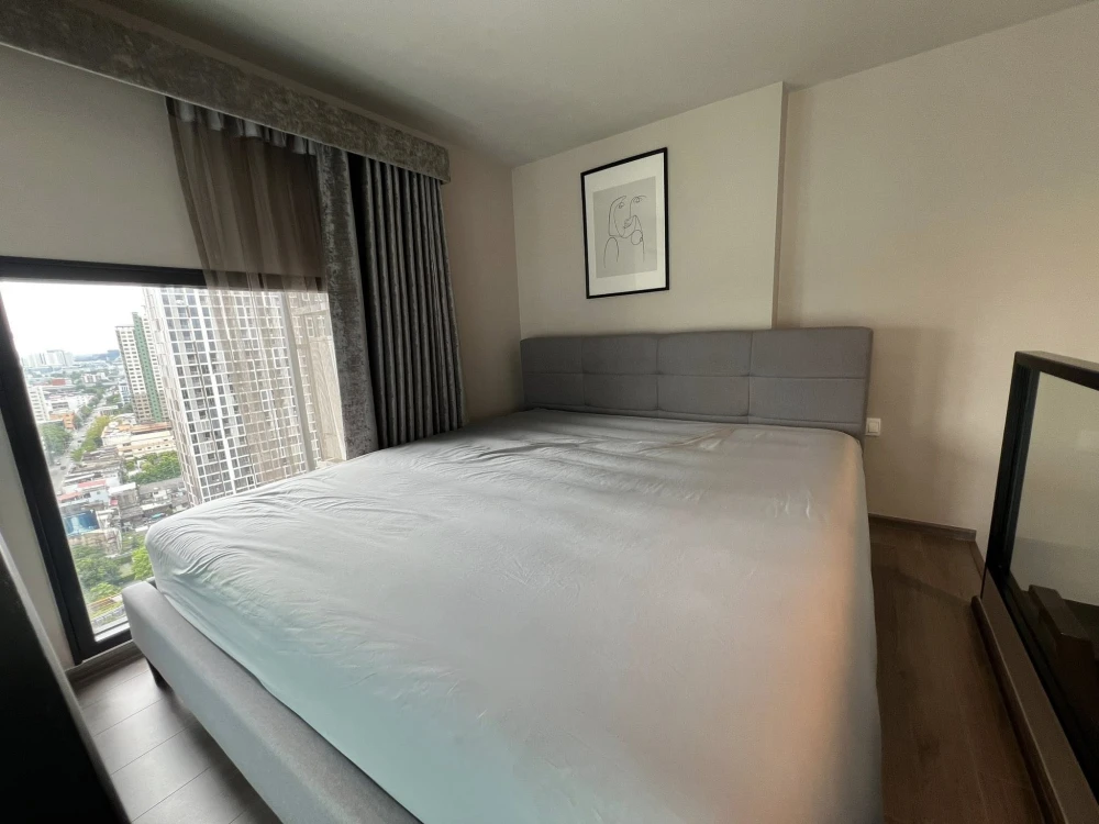 For sale or rent: The Reserve Phahol - Pradipat condo, duplex corner unit, high ceiling, 16th floor, two-sided view with floor-to-ceiling windows, uno