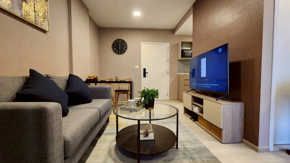 For sale or rent: Plum Condo Sukhumvit 62, ready to move in, fully equipped with amenities. Don't miss out!
