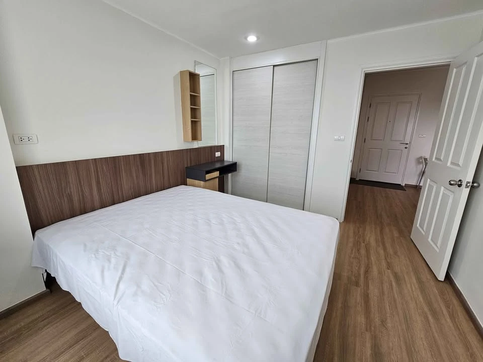 For sale, for rent, U Delight @ Hua Mak Station, fully furnished, complete with electrical appliances, just come and move in.