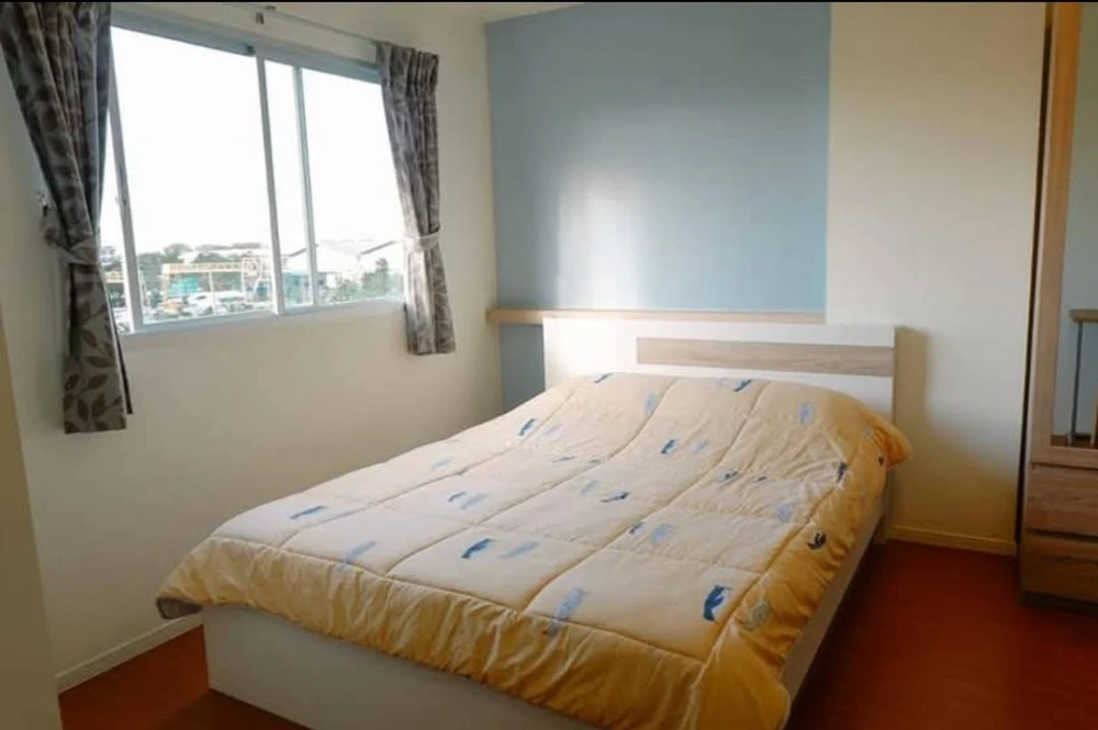 For sale, for rent, Lumpini Condo Town, Romklao-Suvarnabhumi, a nice room, fully furnished, just bring your bags and move in.