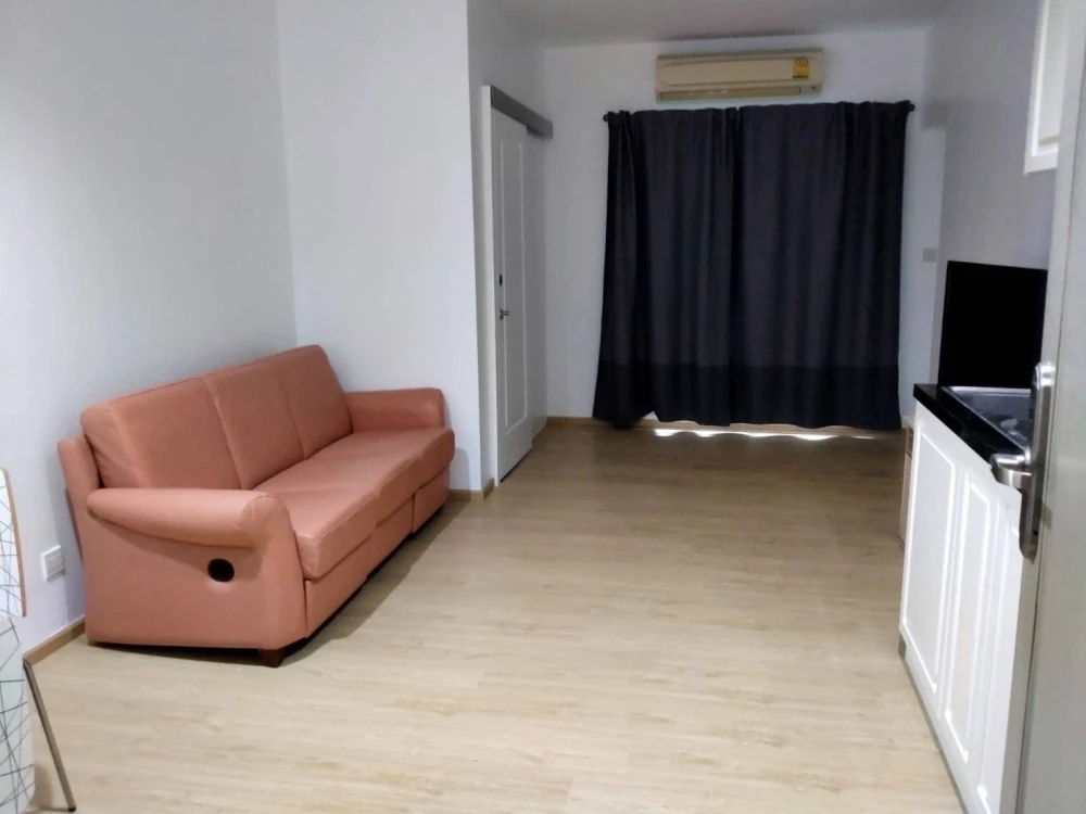 For sale or rent: The Seed Memory Siam. Large, comfortable room with plenty of usable space. Become the owner today. Don't miss out!