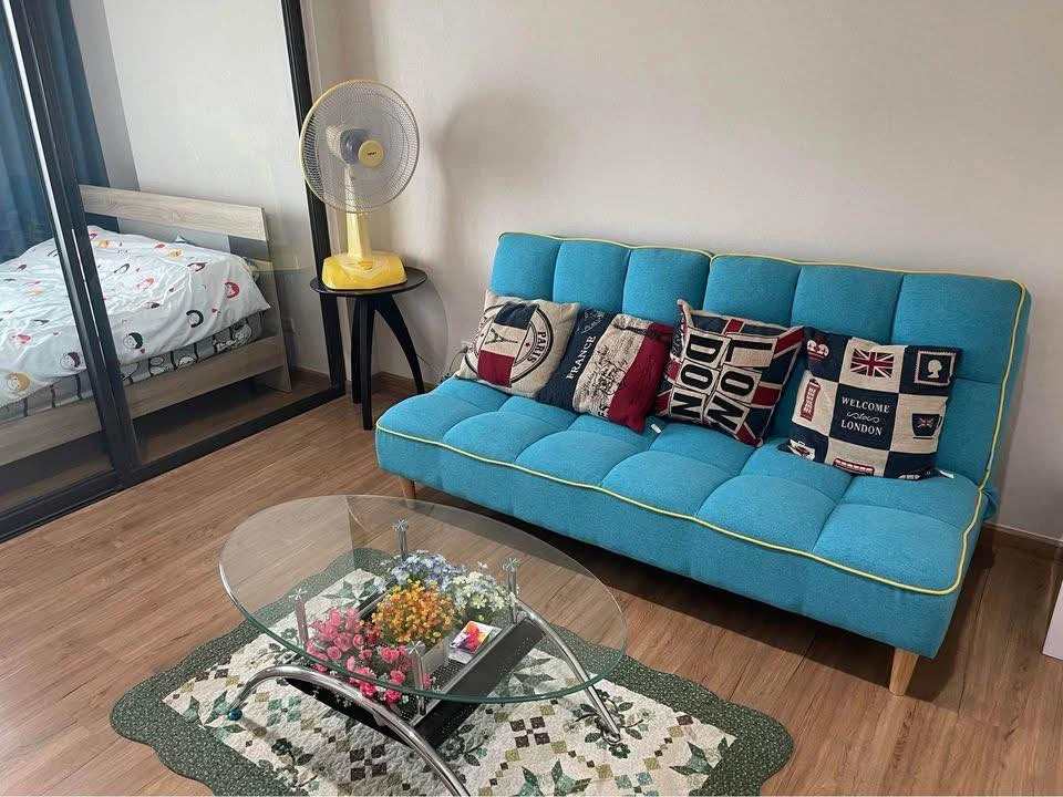 For sale, for rent, The Tree Rio Bang O Station, high floor room, 24th floor, very good breeze, amazing city view, interested, book now.