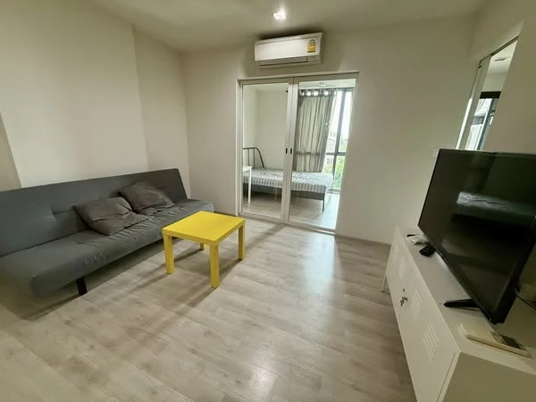 For sale or rent: Chambers Chan Lat Phrao-Wang Hin, 4th floor room with complete furniture and appliances. Reserve now!