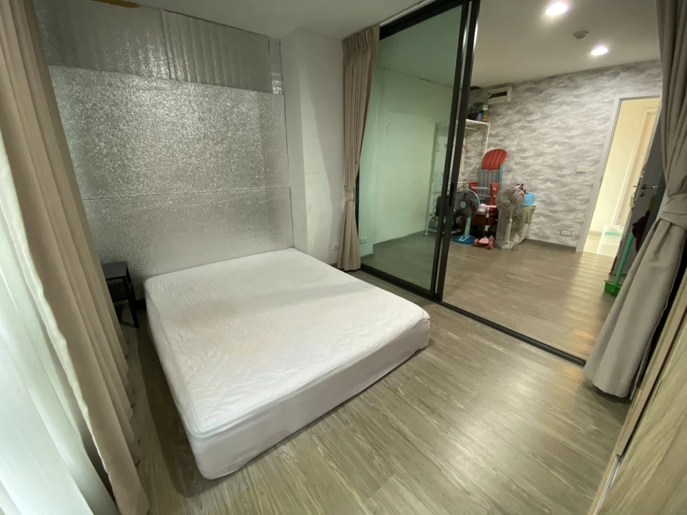 For sale, for rent, Police Suk Sawat 64, well-separated rooms, very good price, if you don't book, you'll regret it later, I'm telling you.