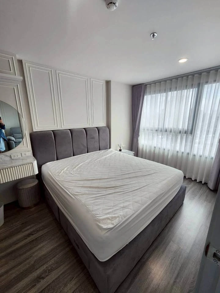 For sale or rent: Ideo Chula-Samyan, 1 bedroom plus, decorated in a modern classic style, white and gray. Don't miss it!