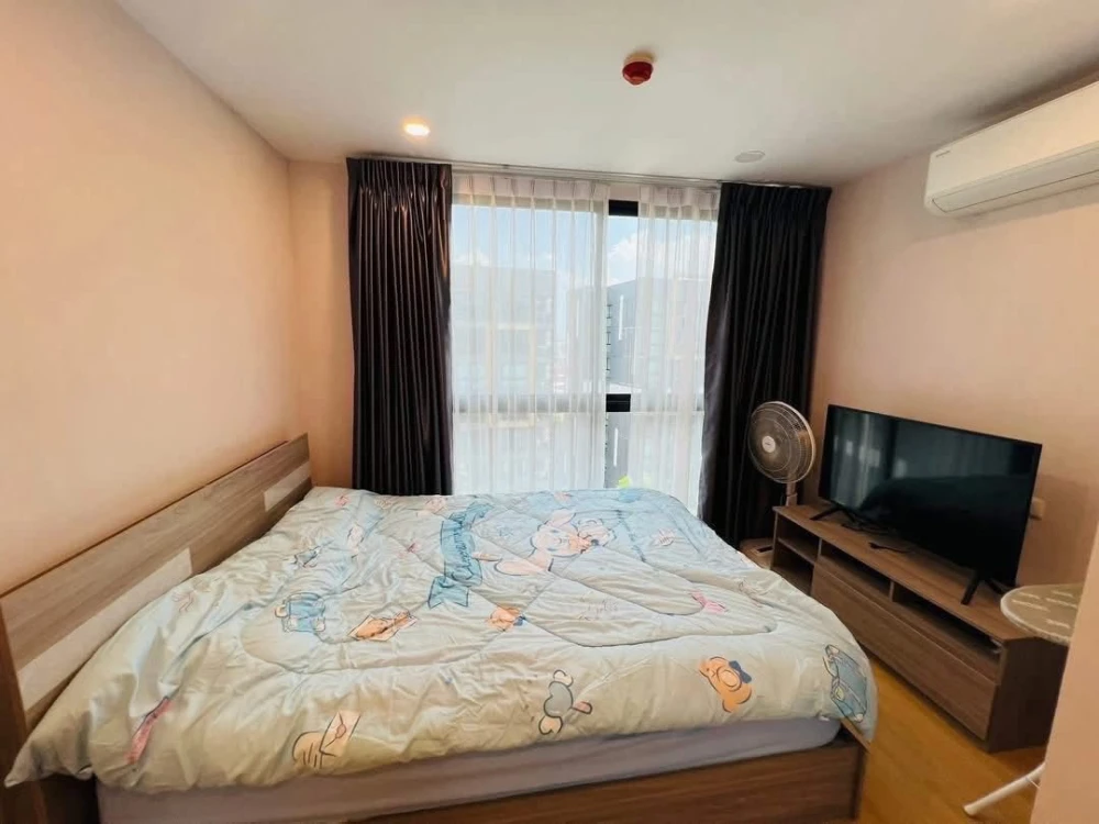 For sale or rent: Bangkok Horizon Lite @ Phetkasem 48. Corner unit, quiet, great location, full amenities. Book now!