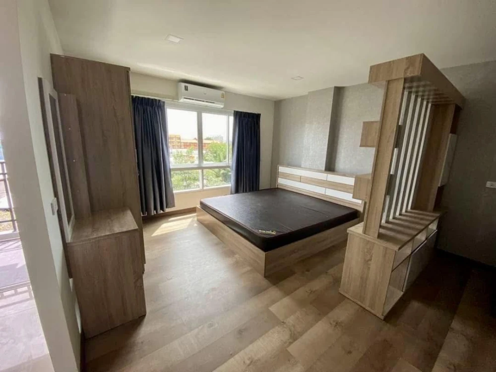 For sale and rent: Beston Condo 2, a lovely room on the 3rd floor, fully furnished, ready to move in.