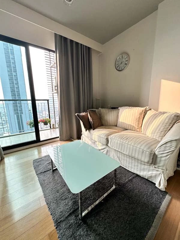 For sale, for rent BLOCS 77, very good condition, has built-in cabinets for additional storage, view of the super chill swimming pool, don't miss it.