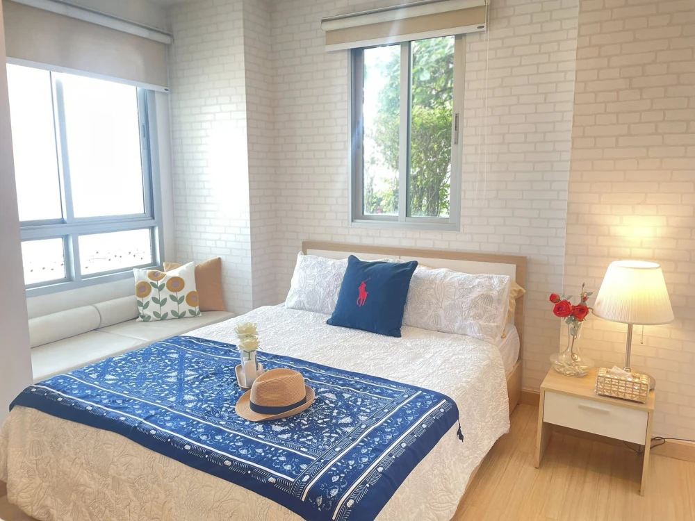 For sale or rent: Centric Scene Ratchavipha, 10th floor, corner unit, unobstructed city view, good ventilation, cool and comfortable, ready to move in