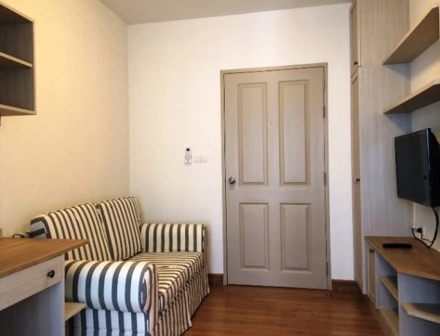 For sale or rent: Chapter One Modern Dutch, Building C, 15th floor, Chao Phraya River view, comes with the utmost convenience. Don't miss it!