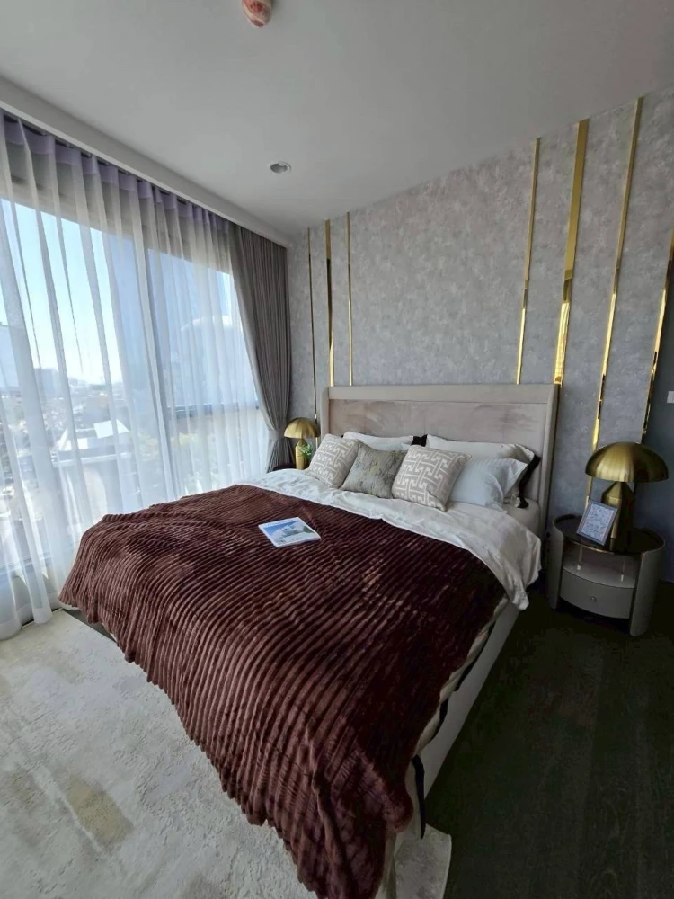 For sale or rent: COCO PARC, 9th floor, beautiful unit with complete furnishings. Book now!
