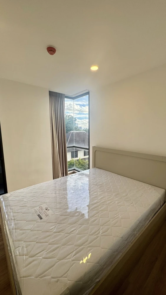For sale or rent: CYBIQ Rama 9-Ramkhamhaeng 24, spacious room, comfortable living, pets allowed, fully furnished, reserve now!