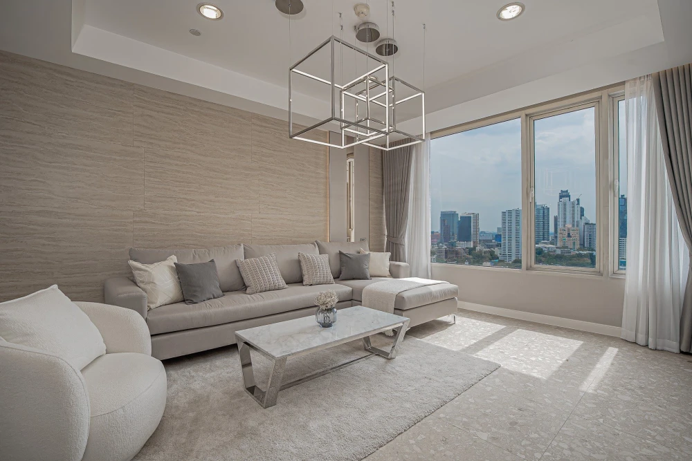 For sale or rent: Hampton Thonglor 10, open and airy views from every room, fully furnished and ready to move in by a professional interior design tea