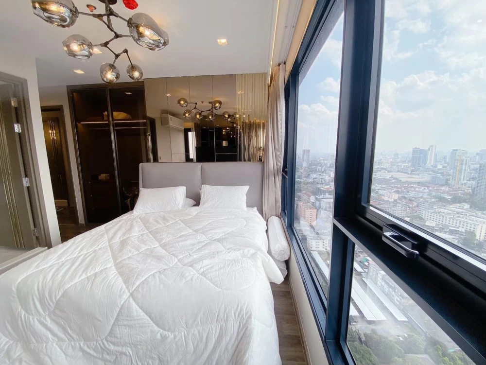 For sale or rent: Life Ladprao Valley, 2 bedrooms, 2 bathrooms, luxuriously decorated, great location, beautiful city view, reserve now!