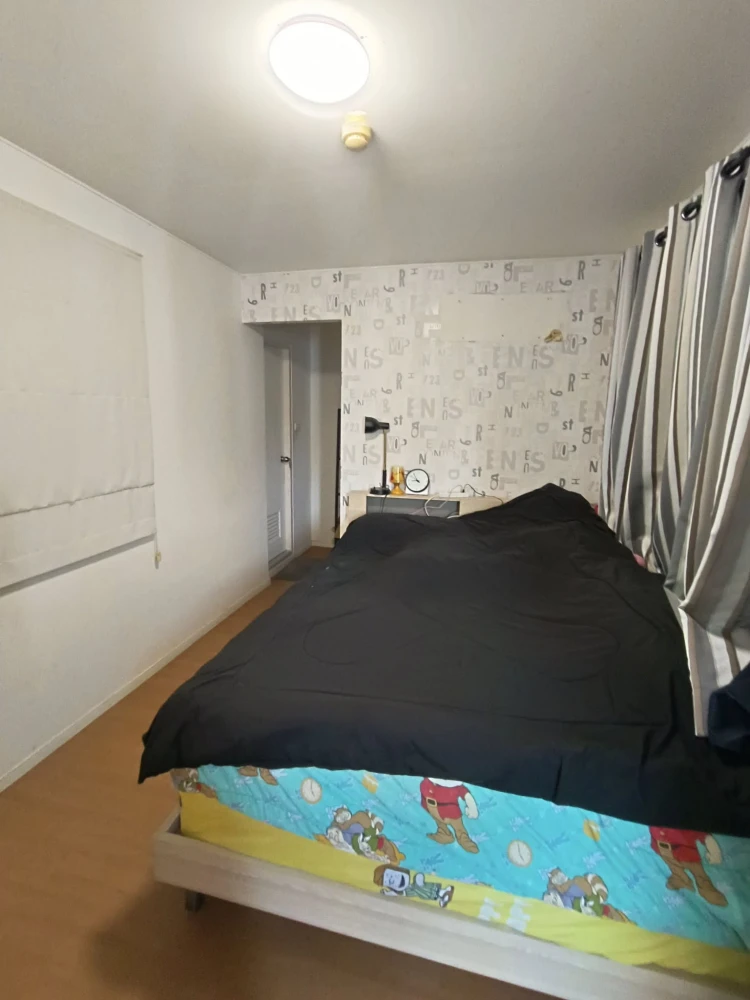 For sale or rent: Lumpini Condotown Chonburi - Sukhumvit. Corner room with privacy, plenty of usable space, fully furnished. Reserve now!