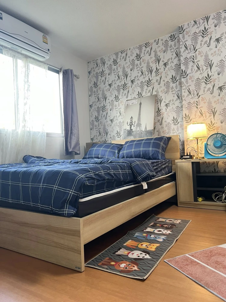 For sale or rent: Lumpini CondoTown Romklao – Suvarnabhumi, North-facing unit, great location, not hot, convenient transportation. Book now!