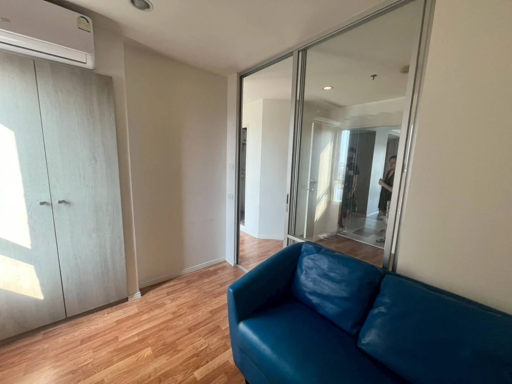 For sale or rent: Lumpini Park Phetkasem 98, 5th floor unit, great location, complete amenities. Don't miss out!