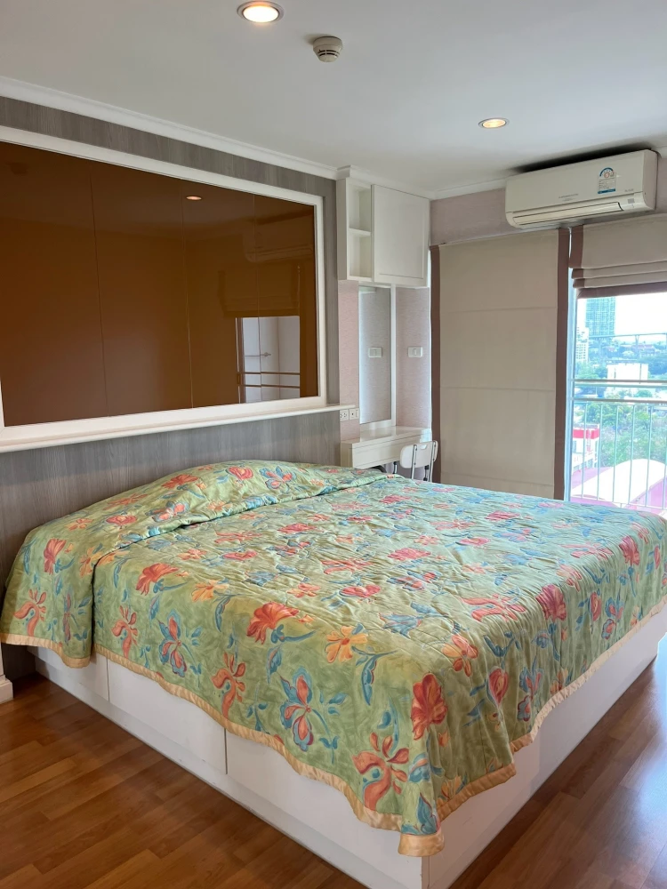 For sale, for rent Lumpini Park Riverside - Rama 3, spacious room, comes with usable space, hurry and reserve now, don't miss out.