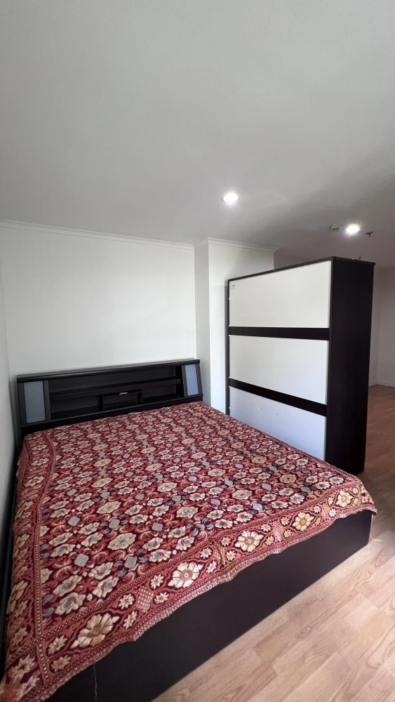 For sale or rent: Lumpini Place Rama VIII, 1 bedroom, 1 bathroom. Prime location. Fully furnished. Book now!