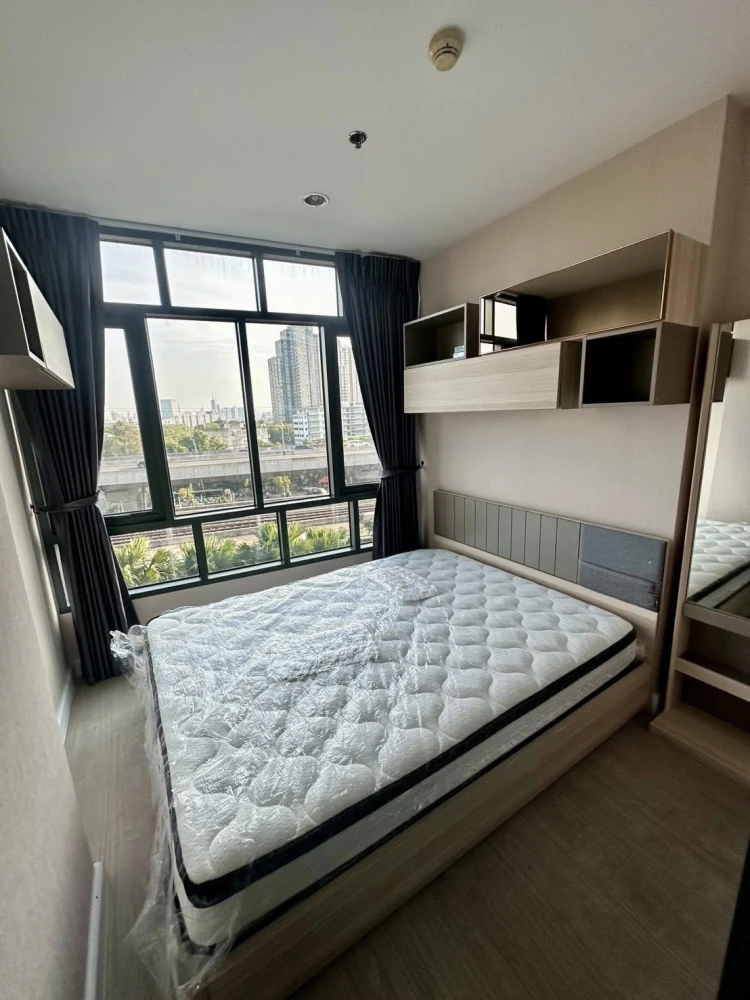 For sale or rent: Metro Sky Prachachuen. Nicely furnished with high-quality built-in furniture. Convenient transportation. Book now!