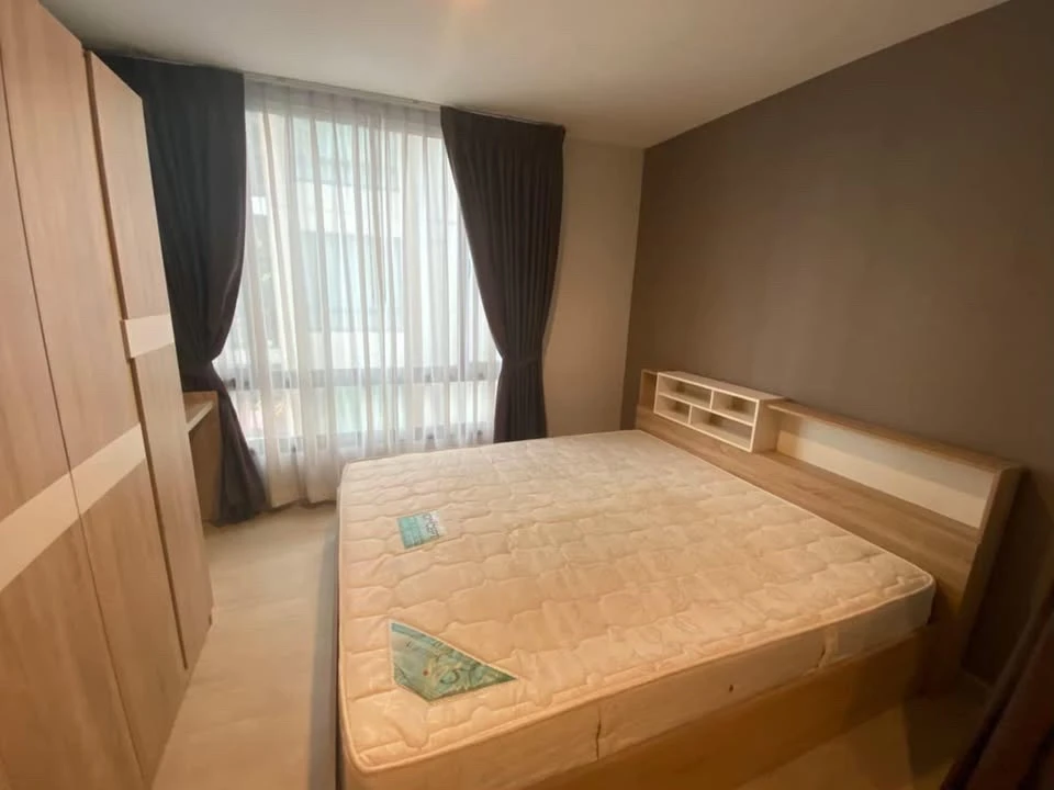 For sale, for rent MT PRESTIGE Phahon Yothin, room is opposite the fire escape, fully furnished, good value for money like this, must book.