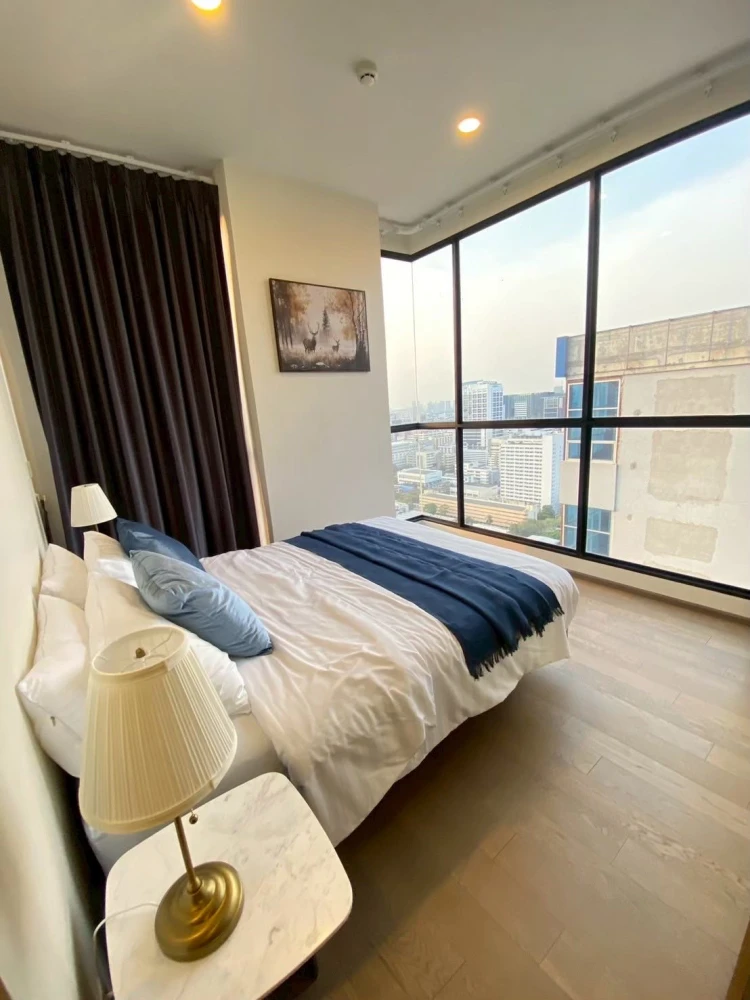 For sale, for rent, Park Origin Phaya Thai, 58 sq m., 28th floor, 2 bedrooms, 2 bathrooms, cleanly decorated but complete, must reserve.