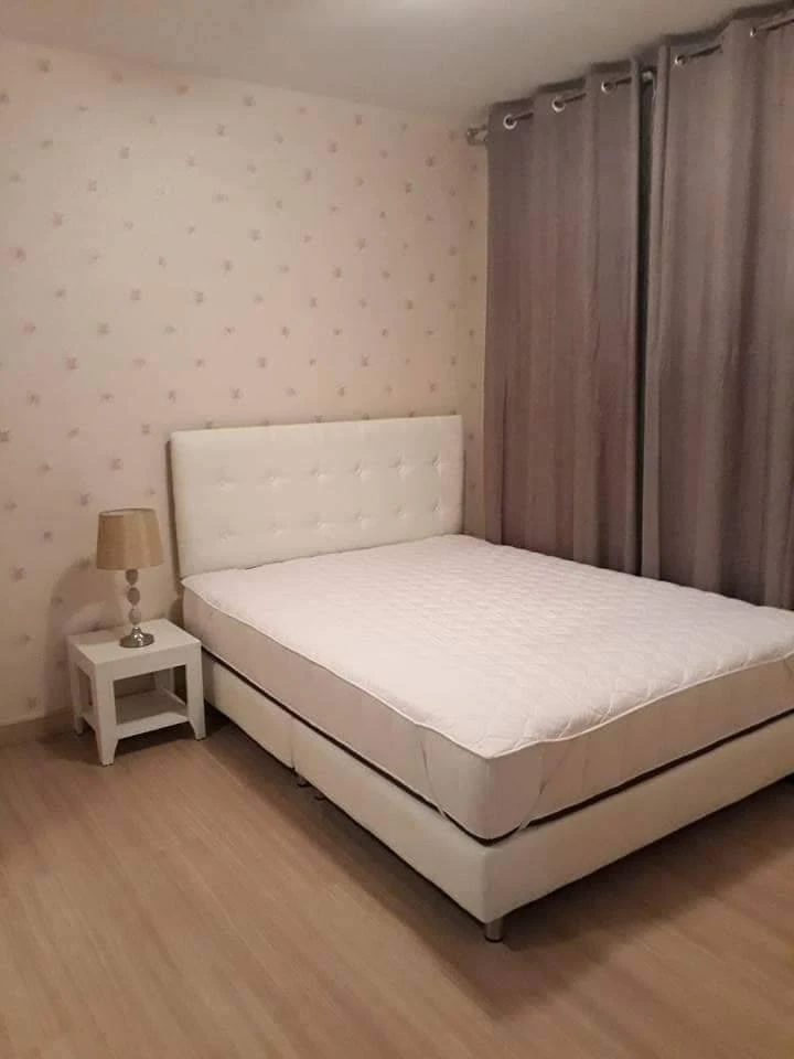 For sale or rent: Parkland Srinakarin, Building D, 10th floor, city view, fully furnished with appliances. Book now!