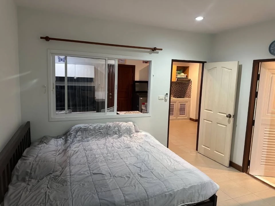 For sale or rent: PG Rama 9 Condominium. Fully furnished with appliances, ready to move in.