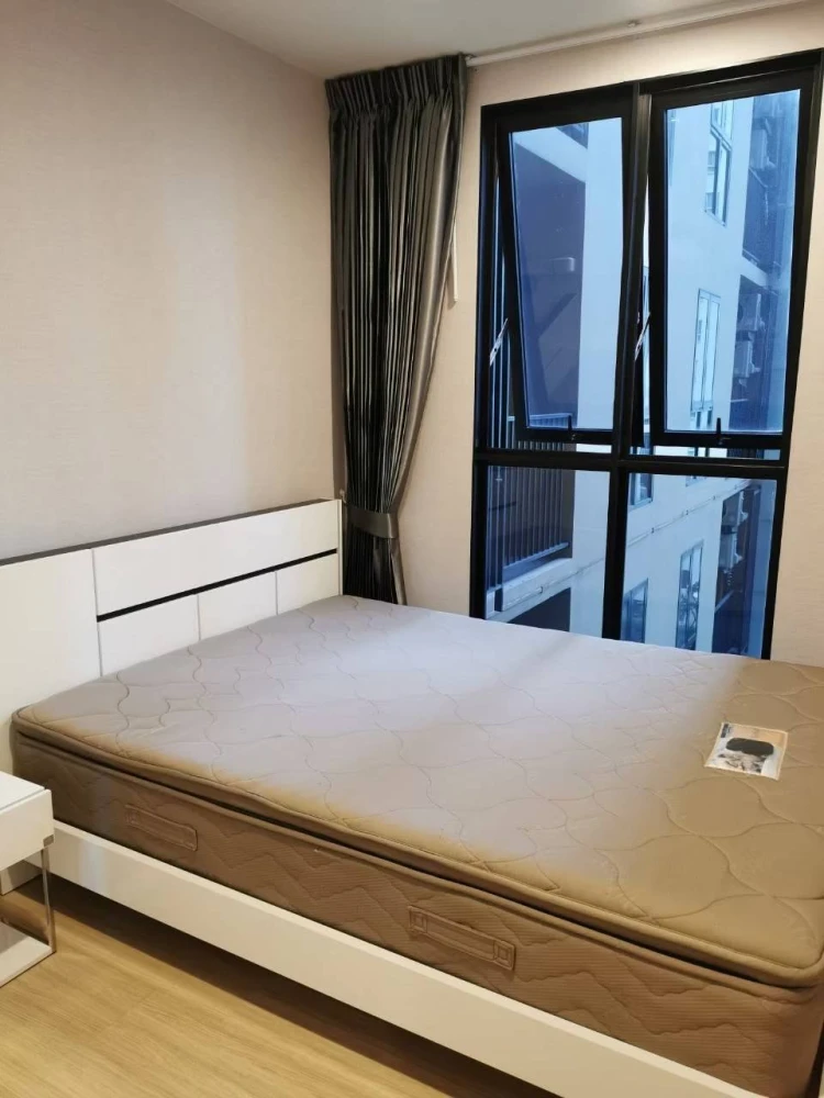 For sale or rent: Plum Condo Pinklao Station. Ready to move in, fully furnished, amazing price! Book now!