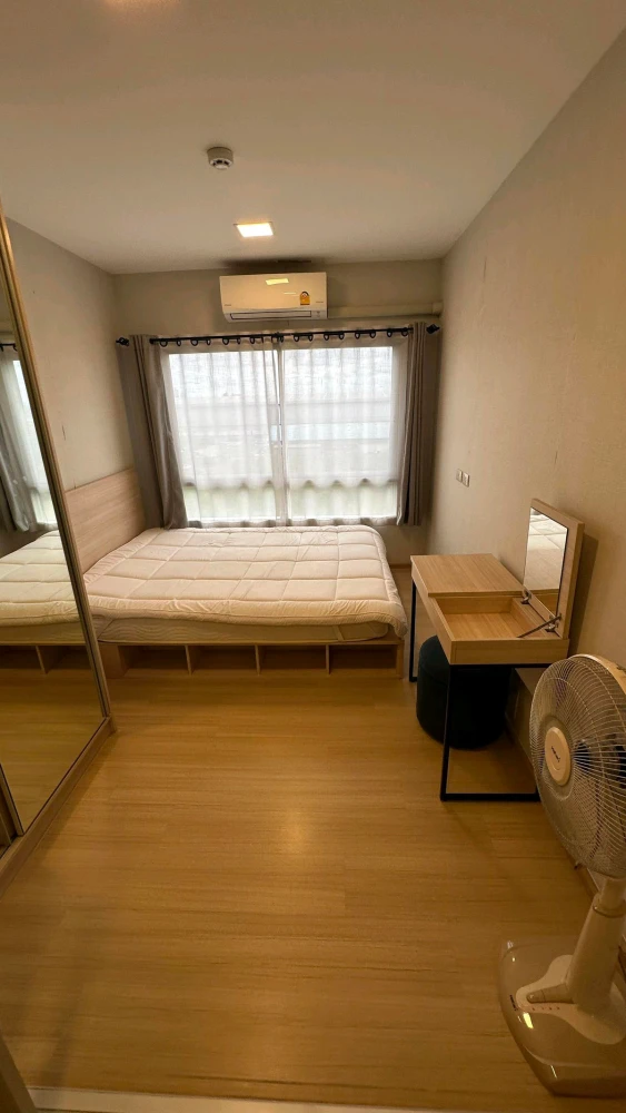 For sale or rent: Plum Condo Rangsit Alive 1, 8th floor, outside view, fully furnished, nice to live in. Interested? Reserve now!