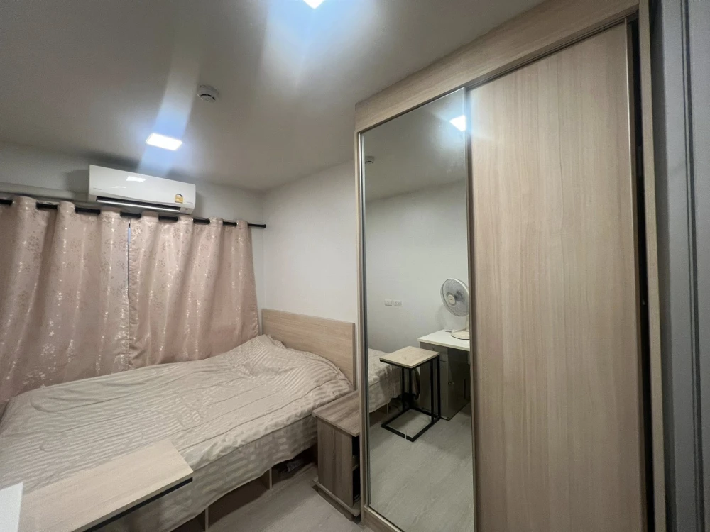 For sale or rent: PLUM CONDO RANGSIT ALIVE 2, 5th floor, room size 27 square meters, fully furnished, ready to move in.
