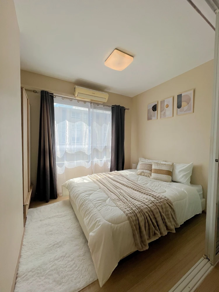 For sale or rent: Plum Condo Samakkhi. Beautifully decorated unit with a coordinated color scheme. Fully furnished; just bring your bags and move in!