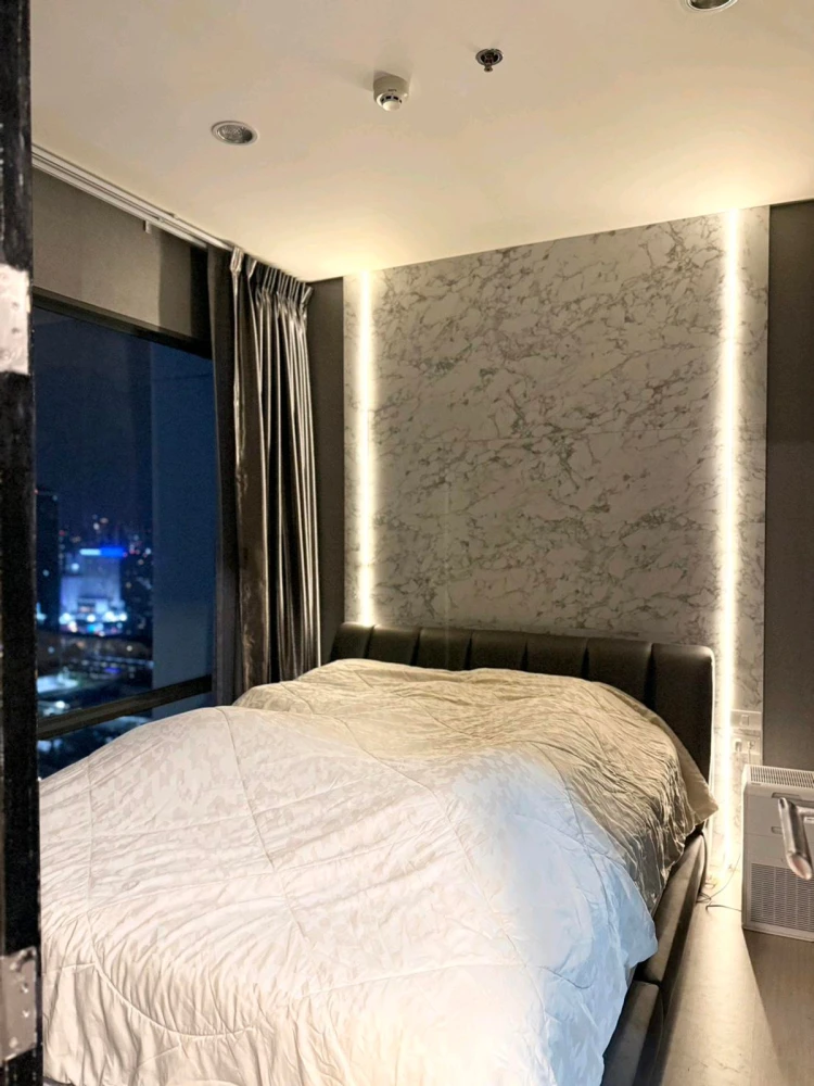 For sale or rent: Rhythm Asoke, 36th floor, nice room, fully furnished, reserve now!