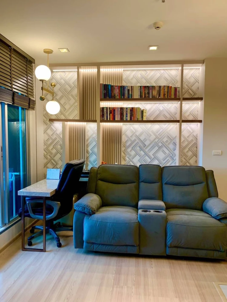 For sale, for rent, Rhythm Phahon-Ari, modern style decorated room, 22nd floor, very beautiful view, come and reserve it now.