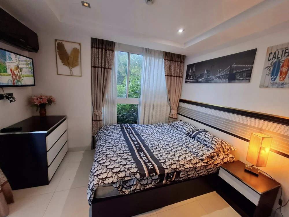 For sale or rent: Serenity Wongamat, spacious room with plenty of usable space, great location, stunningly decorated.Don't miss out on this great deal