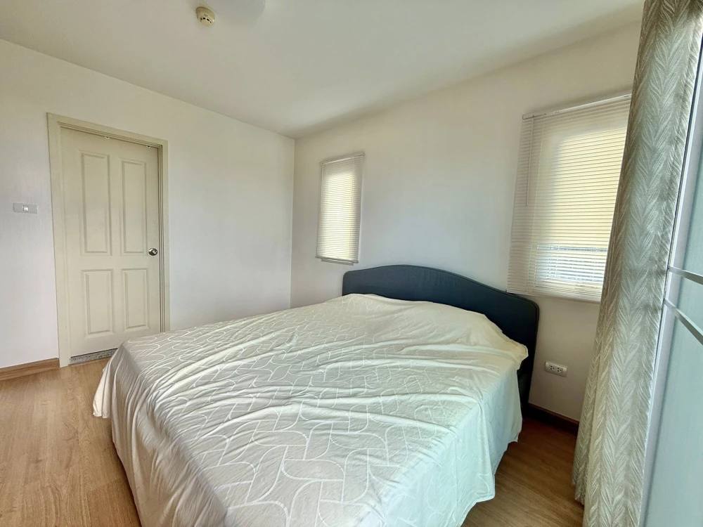 For sale or rent: Supalai City Resort Chaengwatthana. Spacious room with plenty of usable space. Fully furnished. Reserve now!