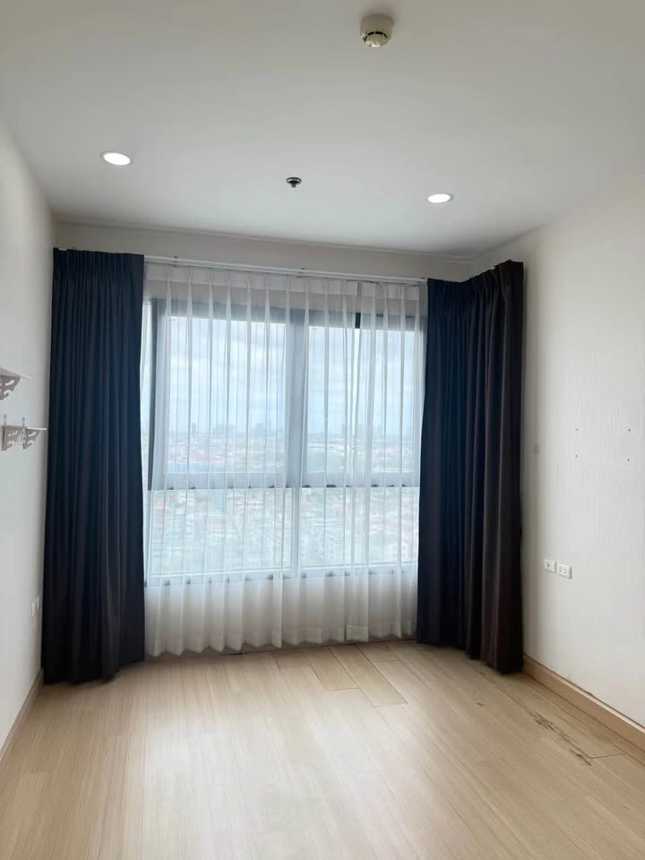 For sale, for rent Supalai Loft Yaek Fai Chai Station, spacious room, lots of usable space, those who like to decorate rooms should not miss it, good