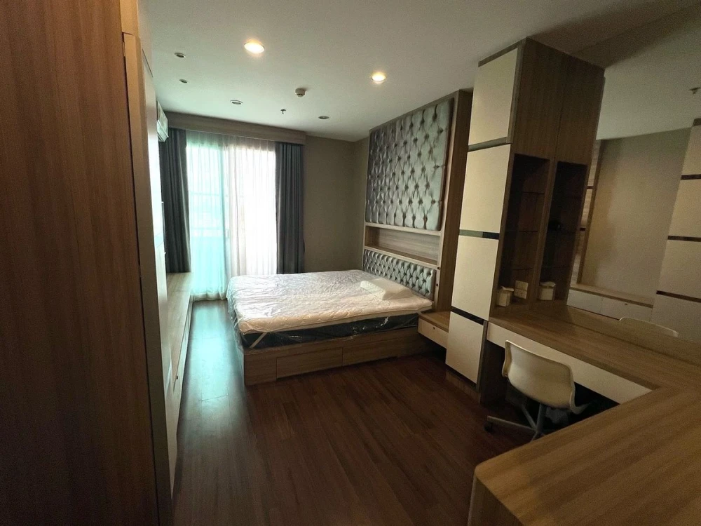 For sale or rent: Supalai Premier Ratchathewi, high floor, great view, fully furnished. Book now! Don't miss out!