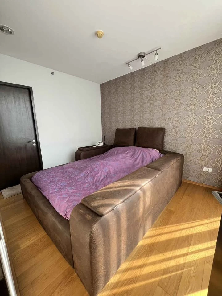 For sale, for rent, the alcove thonglor 10, corner room with privacy, 15th floor, high view, hurry and reserve now.