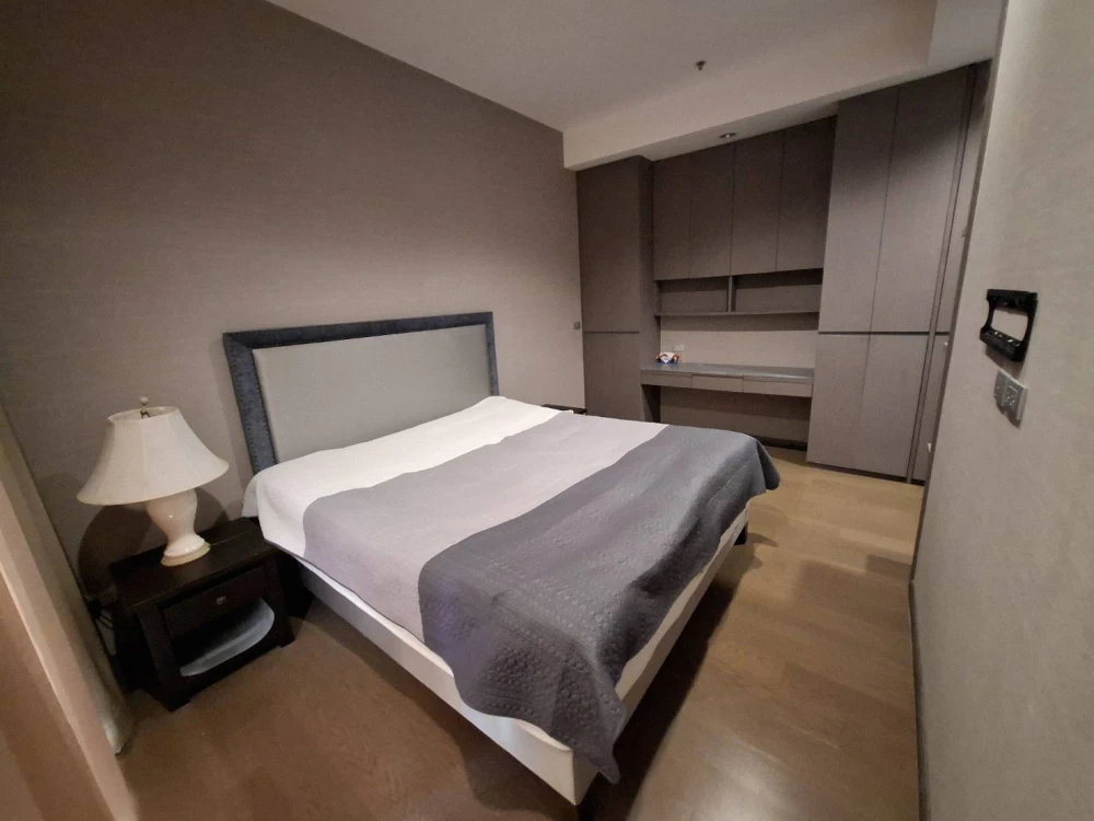 For sale or rent: The Diplomat Sathorn. Spacious room with plenty of living space. Everything you need in one place. Come and reserve now!
