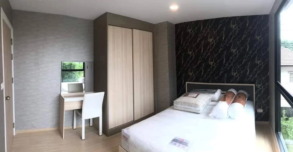 For sale, for rent THE EXCEL Khu Khot, large room, 35 sq m, swimming pool view, separate room, complete electrical appliances, book now, don't hesitat