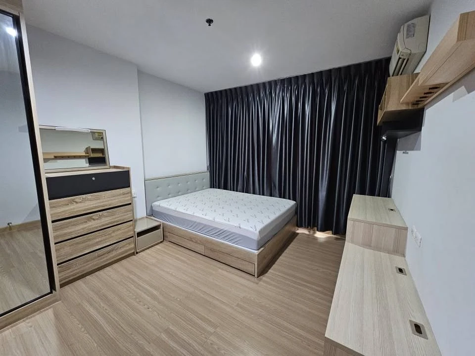For sale, for rent, The Niche Mono Ratchavipha, 22nd floor room, very high, spacious area, comfortable, interested, book now.
