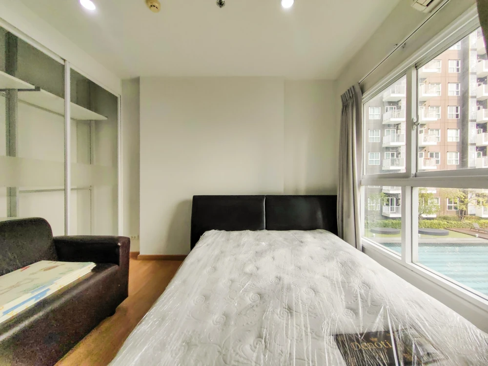 For sale or rent: The Parkland Ratchada-Wongsawang. Nice room, beautiful view, great location, pool view. Book now!