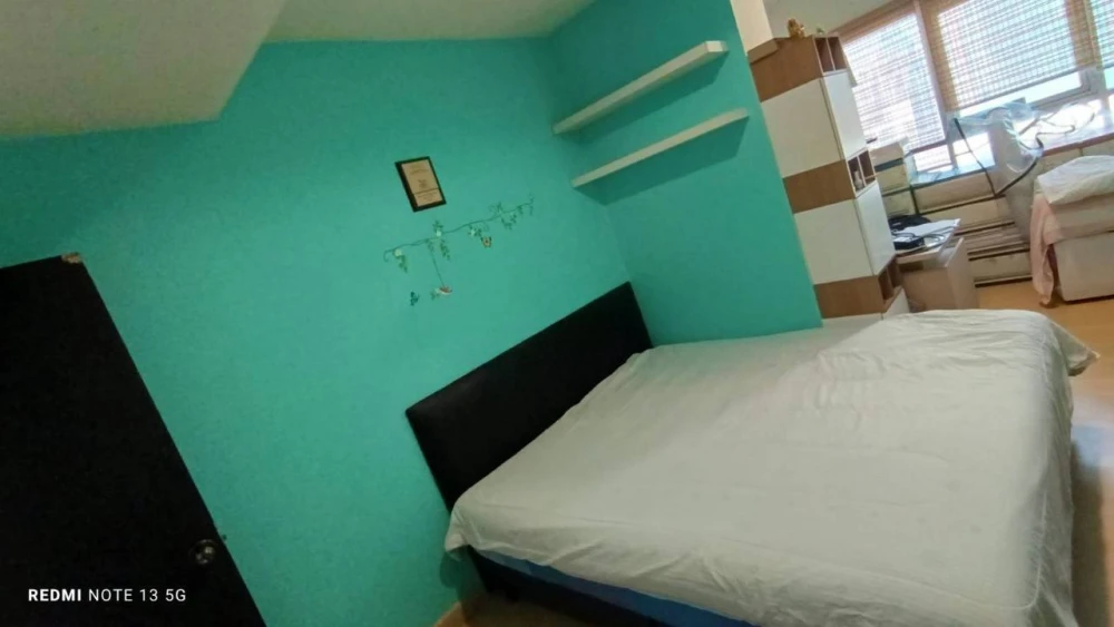 For sale, for rent, The Platinum condominium, spacious room, lots of usable space, good price, hurry up and reserve now, don't miss out.