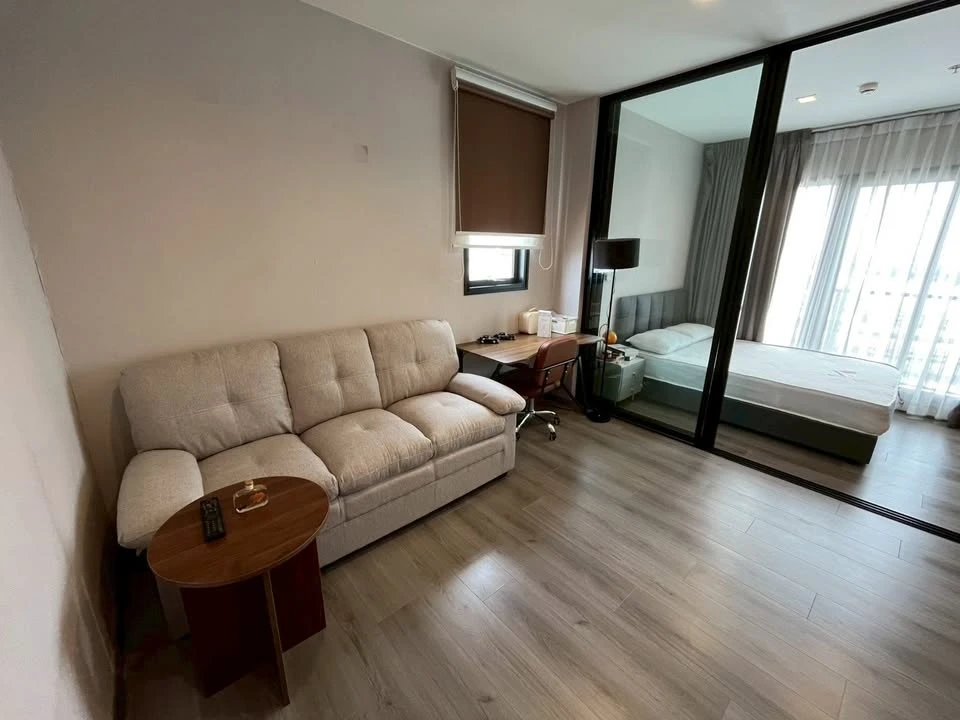 For sale or rent: The Politan Rive, corner room! Full Chao Phraya River view, no buildings blocking it, high floor, cool weather all year round.