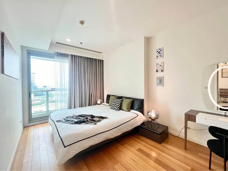 For sale or rent: The River, spacious room with plenty of usable space, decorated in a controlled tone, convenient transportation, don't miss out!